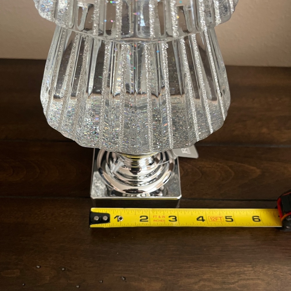 Lighted Christmas Tree with Silver Swirling Glitter - NWT - Gift Ready! - Picture 4 of 8